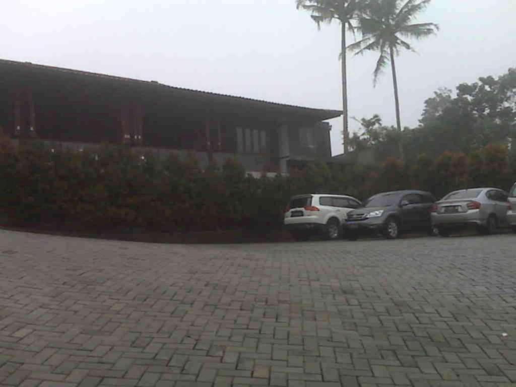 Jimmers Mountain Resort Puncak Ngoại thất bức ảnh