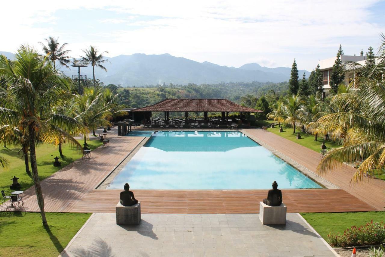 Jimmers Mountain Resort Puncak Ngoại thất bức ảnh